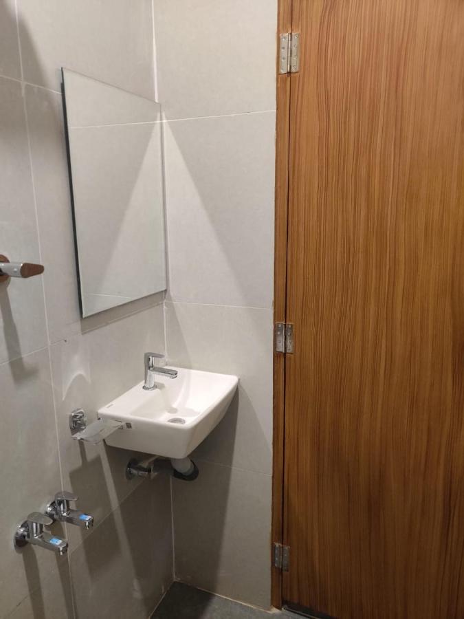 Sri Balaji Lodging Otel Tiruchchendūr Dış mekan fotoğraf