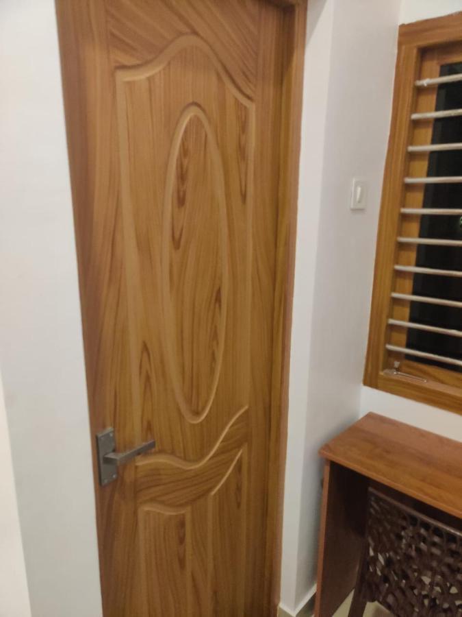 Sri Balaji Lodging Otel Tiruchchendūr Dış mekan fotoğraf